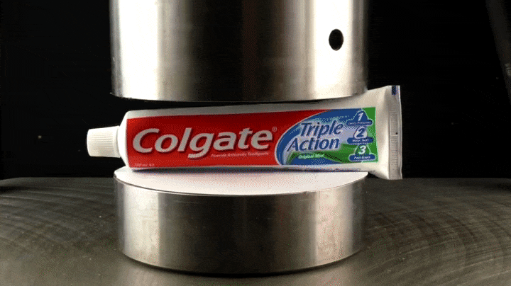 再也不用「擠牙膏」,高露潔換上的「潤滑劑」包裝,讓牙膏從此一滴不剩 再也不用「擠牙膏」,高露潔換上的「潤滑劑」包裝,讓牙膏從此一滴不剩